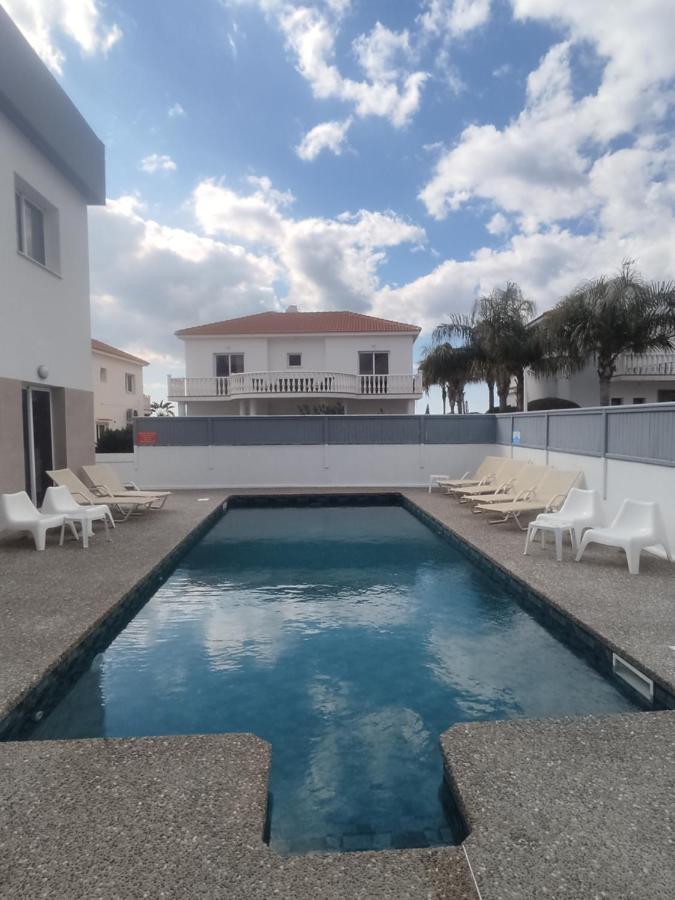 Villa Ruby Nissi Beach 圣纳帕 外观 照片